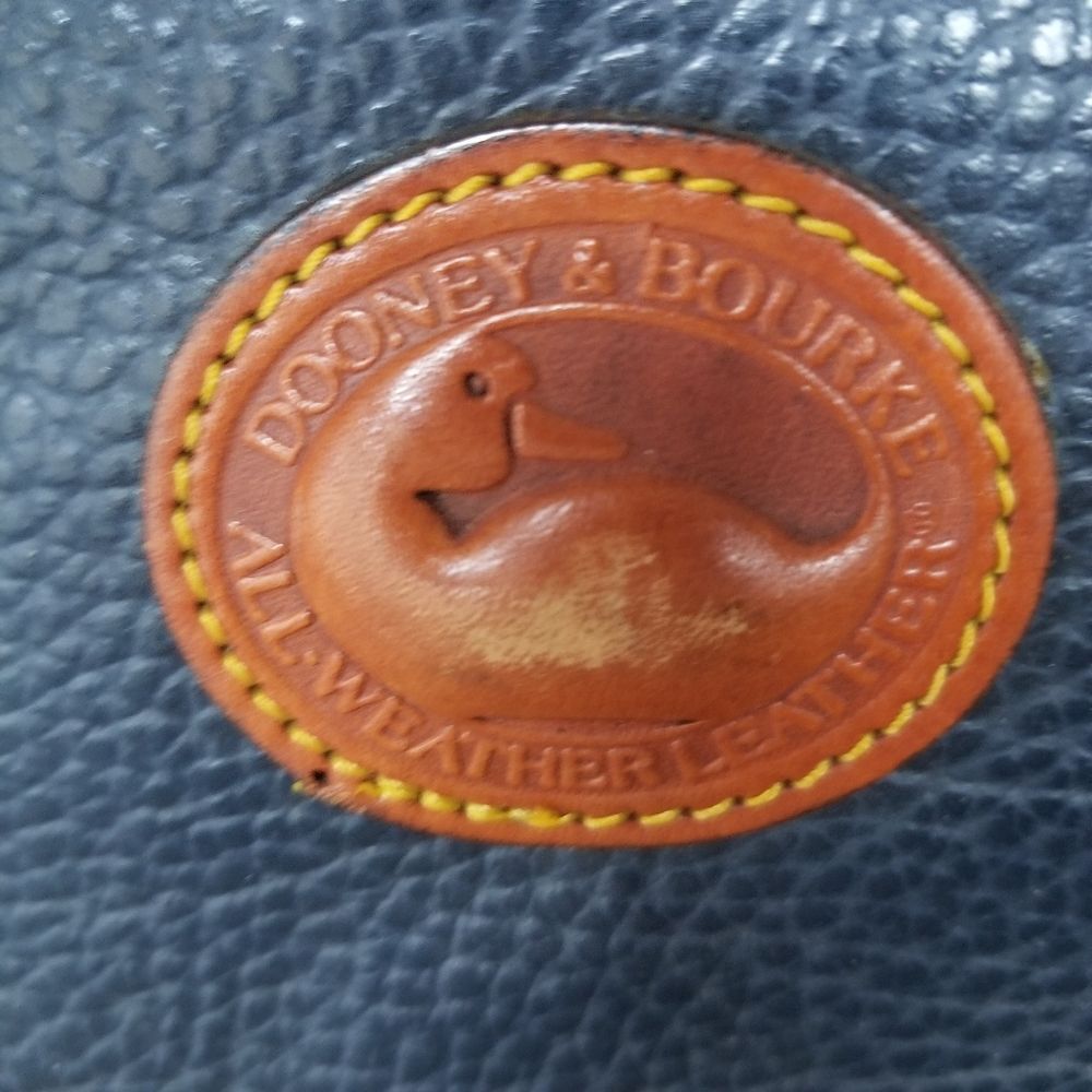 Dooney & Bourke 1980's Vintage Leather Bag - Picture 10 of 15